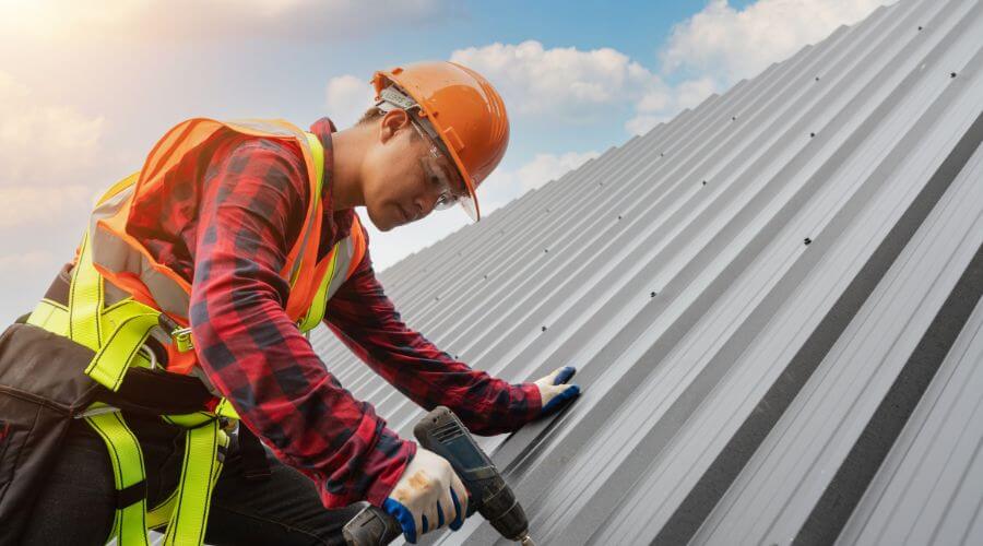 Professional residential roofers in Saulsville, WV